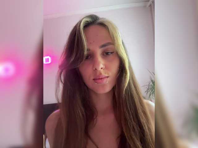 Shawty420 live cam
