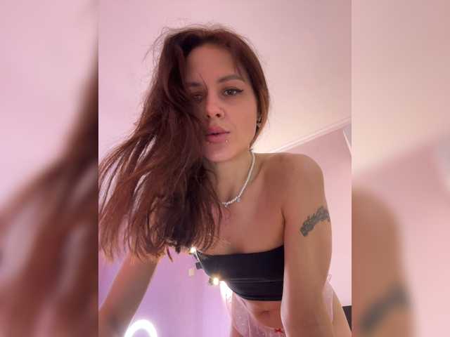 Shawty420, live now on BongaCams