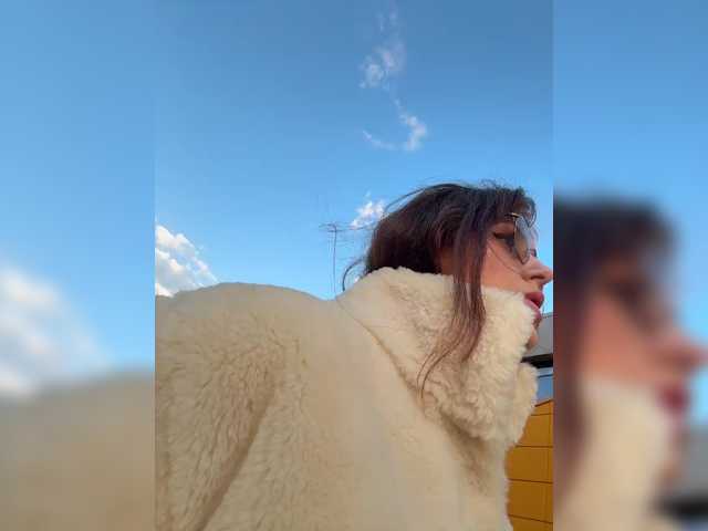 Shawty420, live now on BongaCams