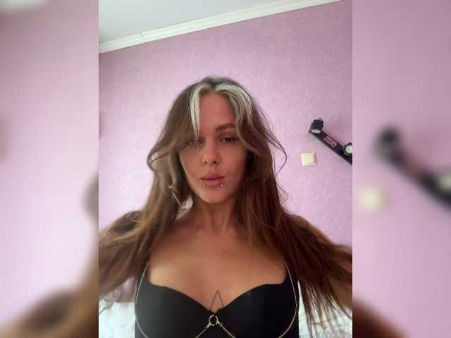 Shawty420 live cam on BongaCams