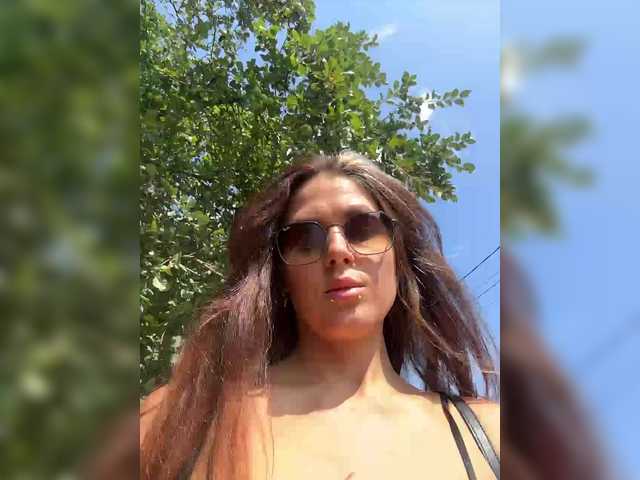 Shawty420 live webcam show