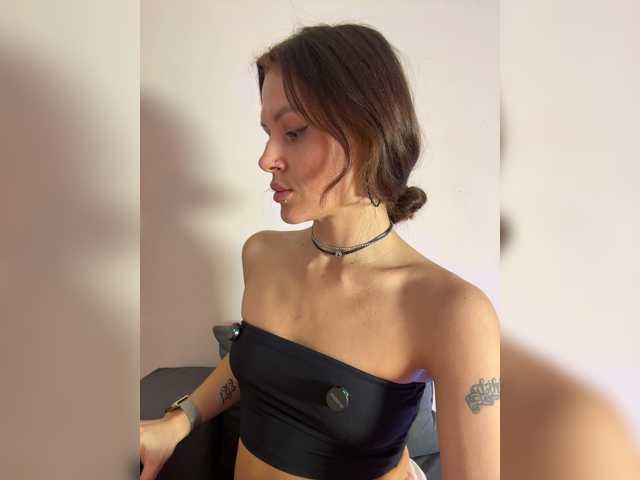 Shawty420, live now on BongaCams