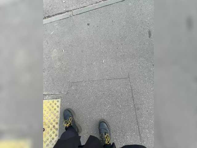 Shawty420 — вебкам-модель