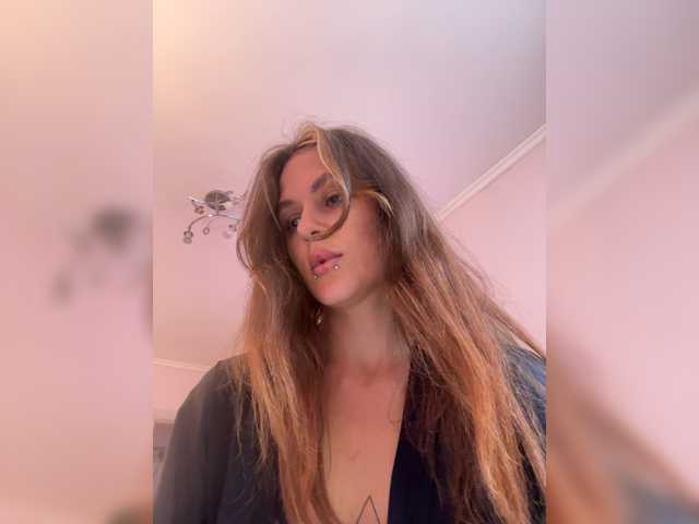 Shawty420 live cam on BongaCams