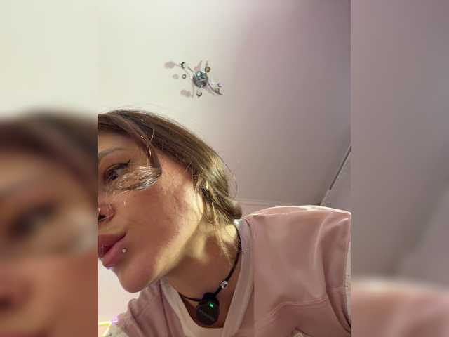 Shawty420, en vivo ahora en BongaCams