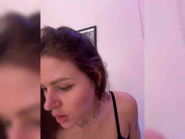 SHAWTY420 webcam