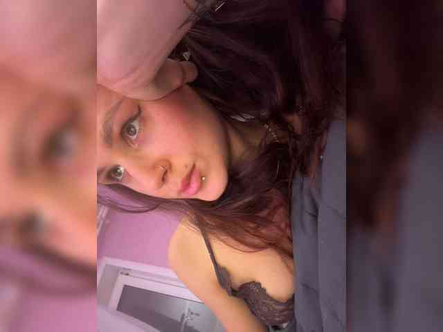 SHAWTY420 webcam