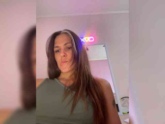 SHAWTY420 webcam