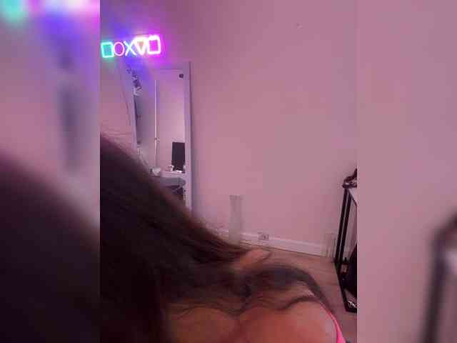SHAWTY420 webcam