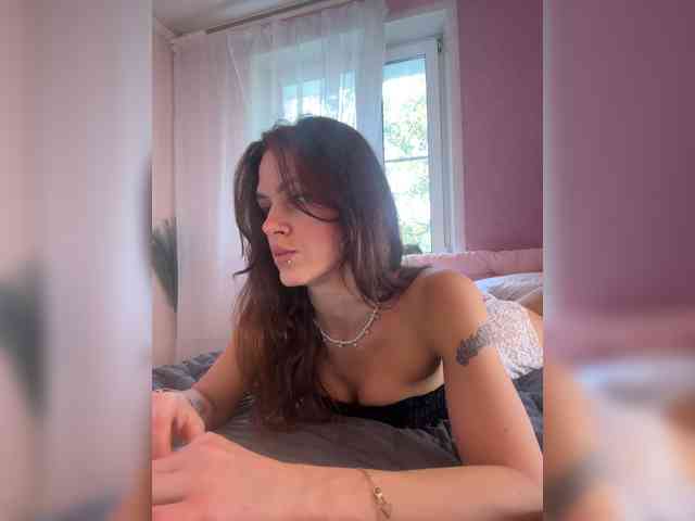 SHAWTY420 webcam