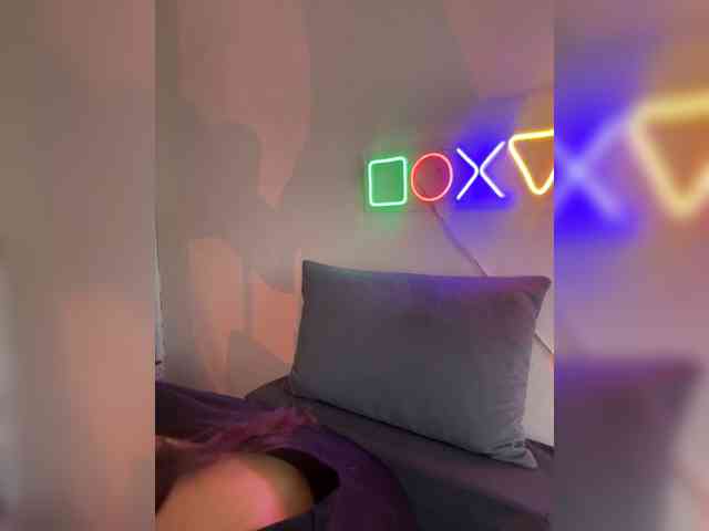 SHAWTY420 webcam