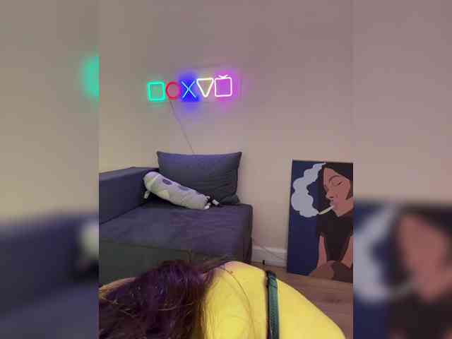 SHAWTY420 webcam