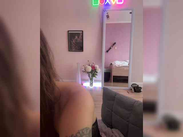 SHAWTY420 webcam
