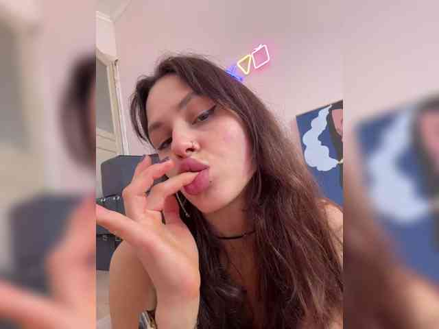 SHAWTY420 webcam