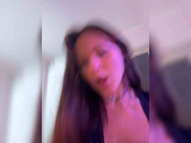 SHAWTY420 webcam