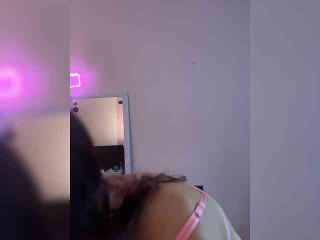 SHAWTY420 webcam