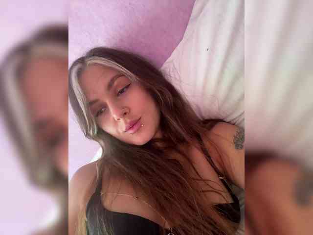 SHAWTY420__ webcam