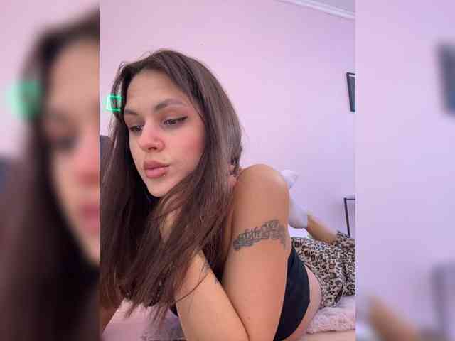 SHAWTY420 webcam