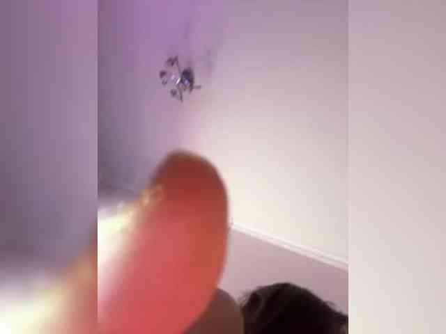 SHAWTY420 webcam
