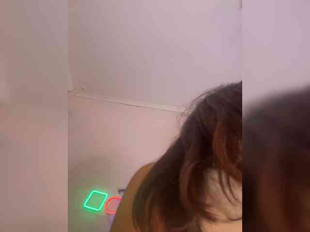 SHAWTY420 webcam