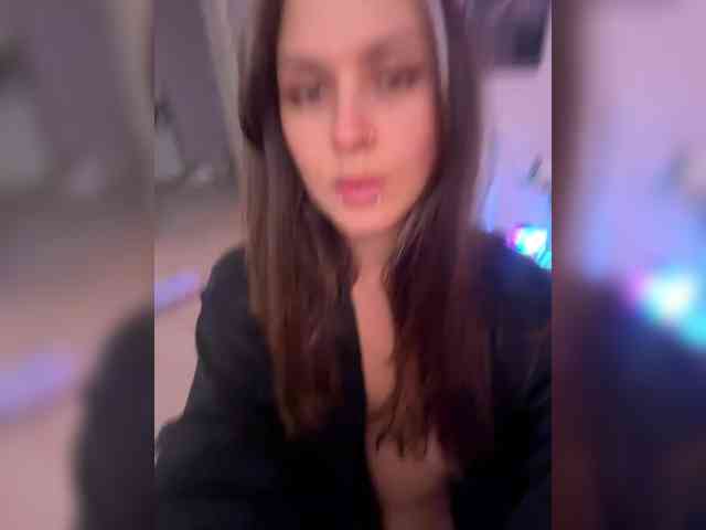 SHAWTY420 webcam
