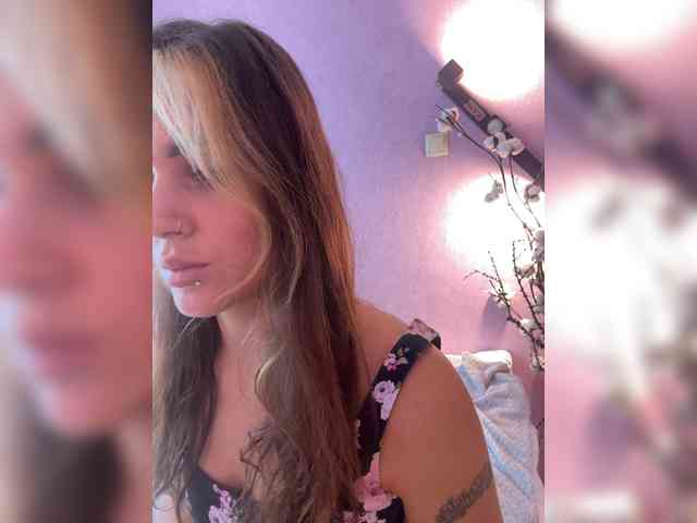 SHAWTY420__ webcam