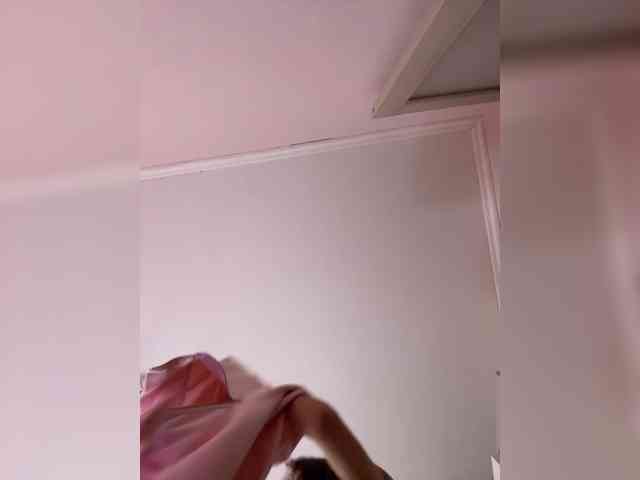 SHAWTY420 webcam