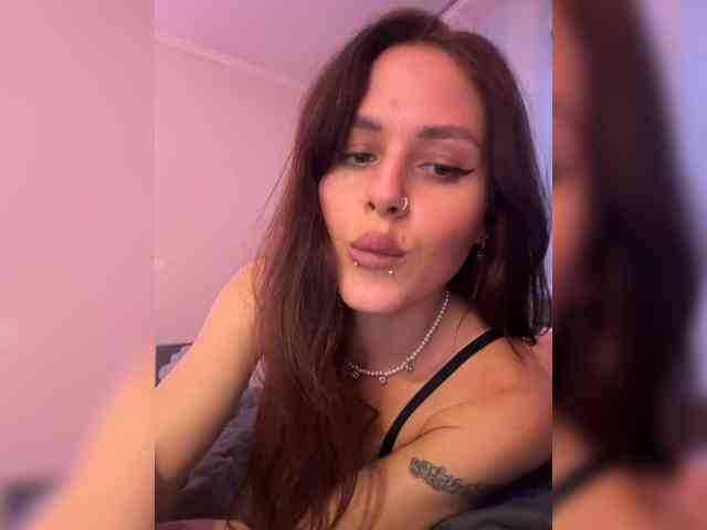 SHAWTY420 webcam