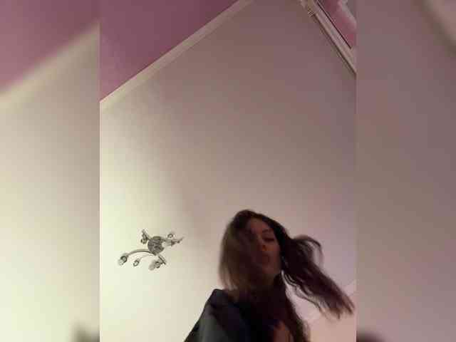 Shawty420's webcam live show