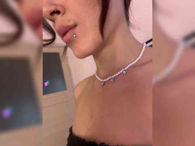 SHAWTY420 webcam