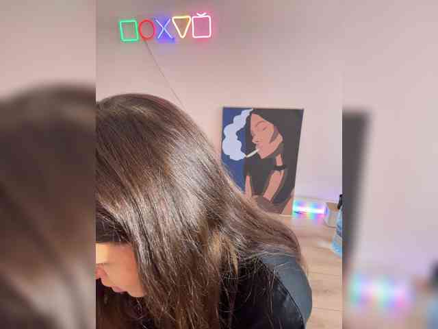 SHAWTY420 webcam