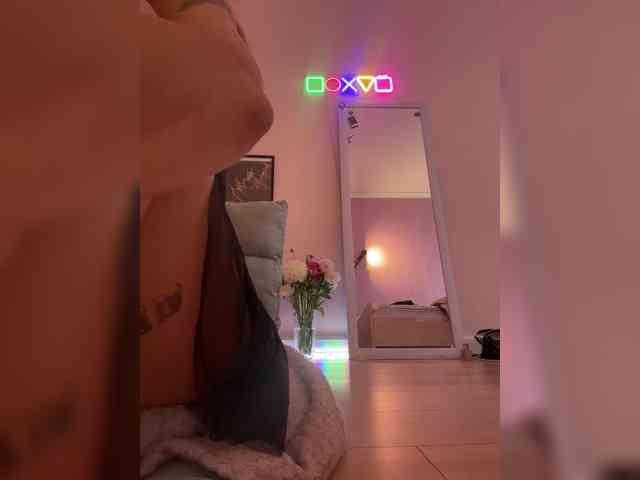 SHAWTY420 webcam