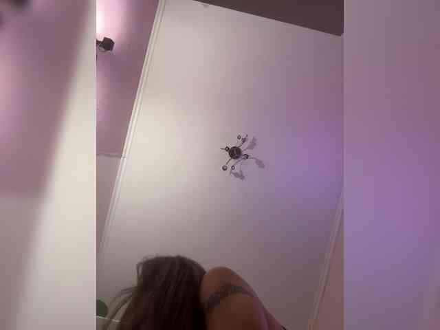 SHAWTY420 webcam