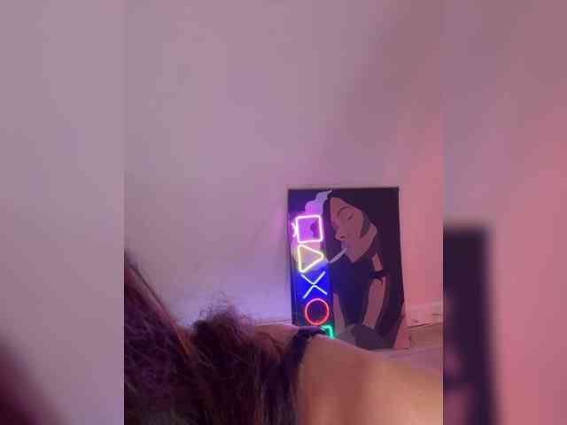 SHAWTY420 webcam