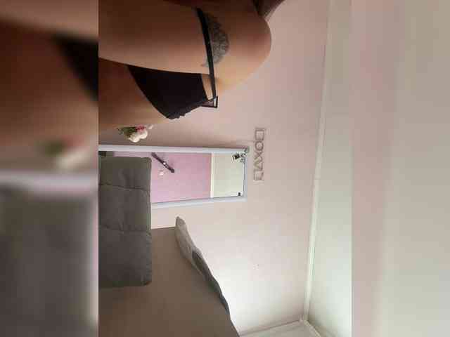 SHAWTY420 webcam
