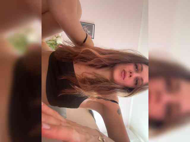 SHAWTY420 webcam