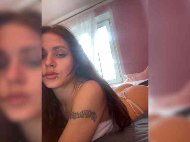 SHAWTY420 webcam