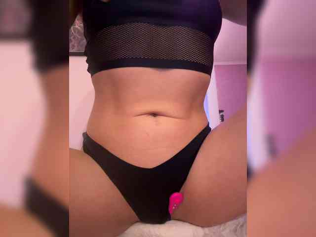 SHAWTY420 webcam