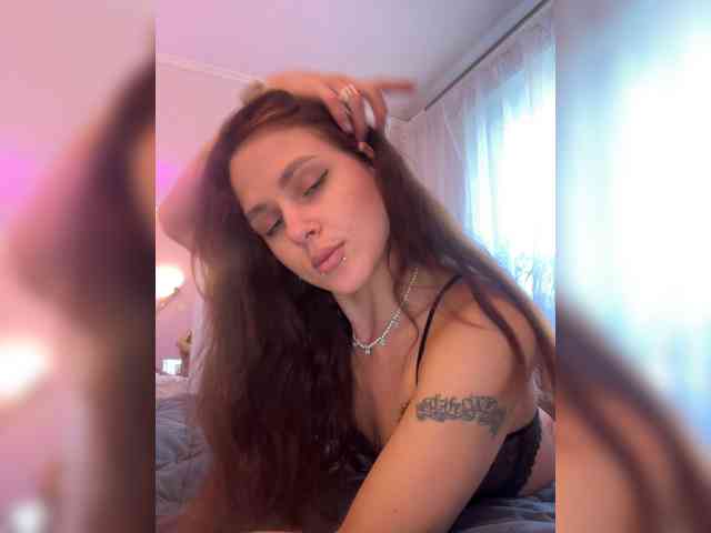 SHAWTY420 webcam