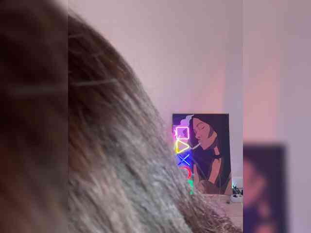 SHAWTY420 webcam