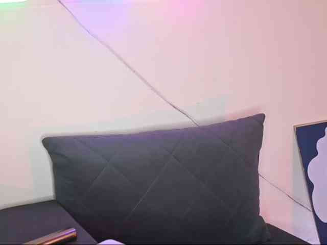 SHAWTY420 webcam