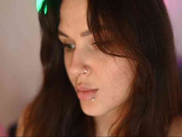 SHAWTY420 webcam