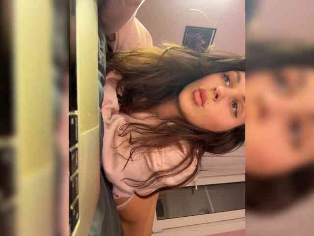SHAWTY420 webcam