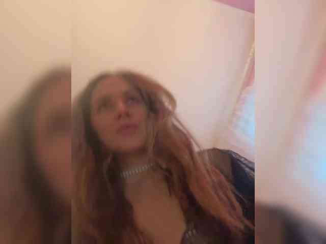 SHAWTY420 webcam
