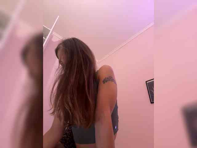 SHAWTY420 webcam