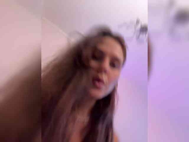 SHAWTY420 webcam