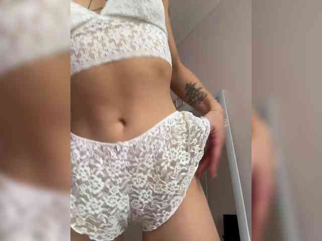 SHAWTY420 webcam