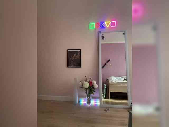 SHAWTY420 webcam
