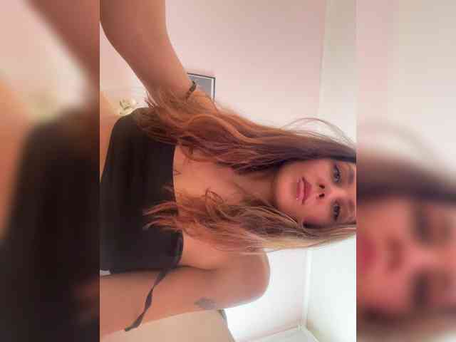 SHAWTY420 webcam