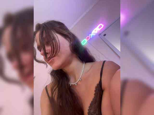 SHAWTY420 webcam